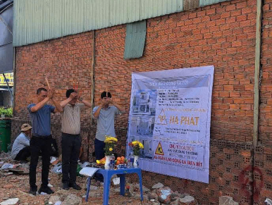 Thi công Nhà Phố 2 tầng ở tân uyên bình dương 